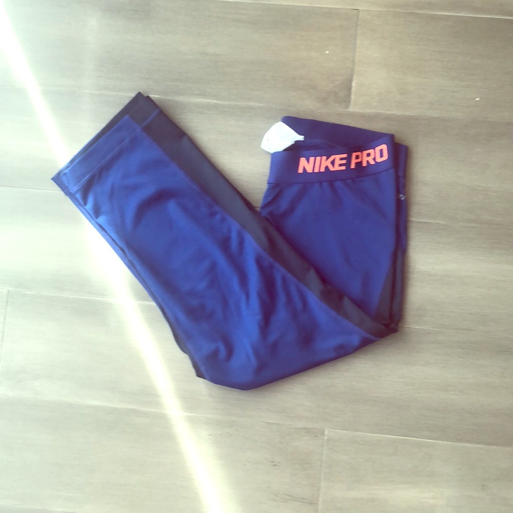 Nike leggings